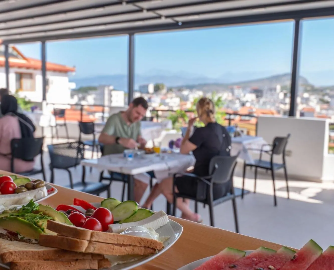 Monel Hotel Ksamil