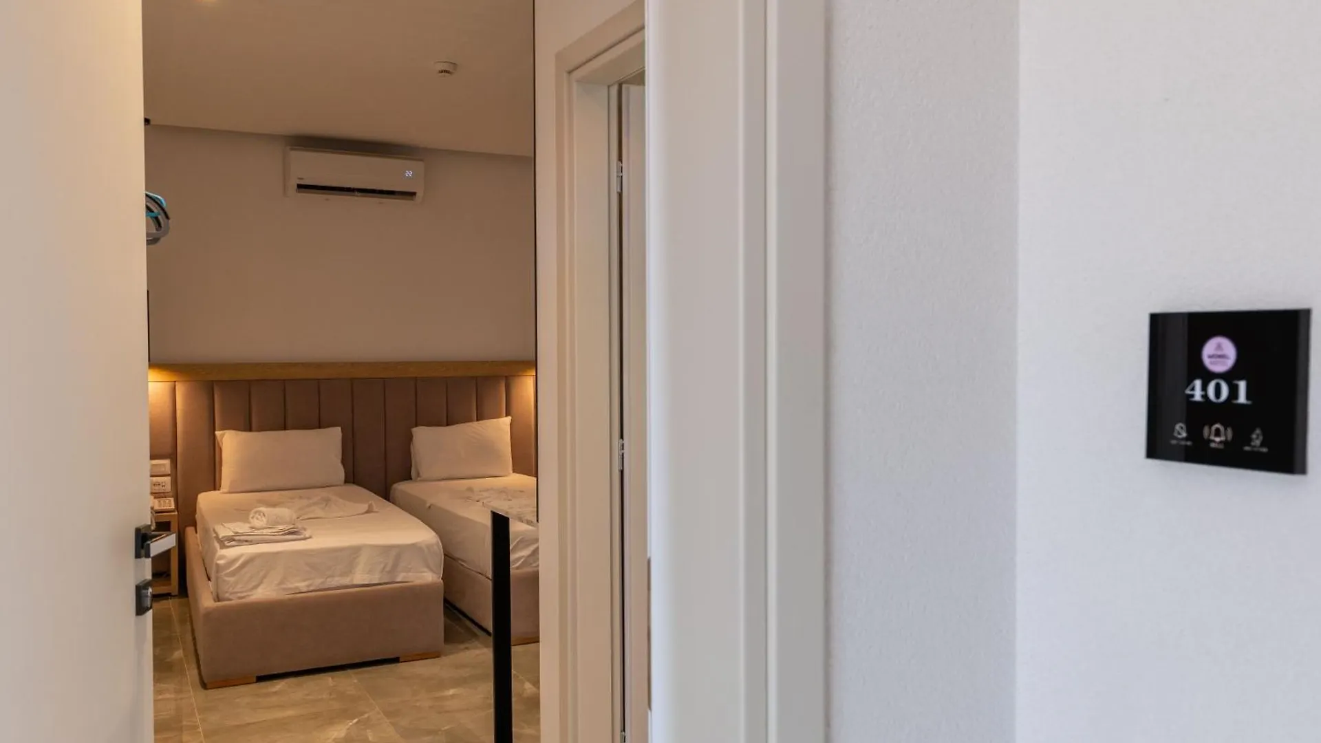 Monel Hotel Ksamil 4*,