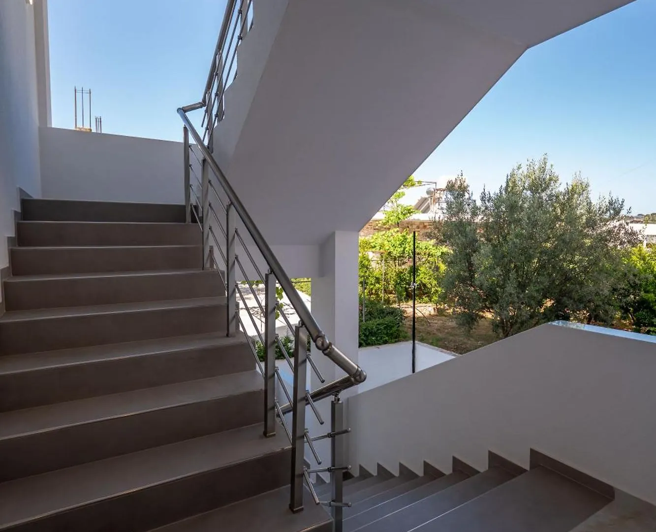 Monel Hotel Ksamil