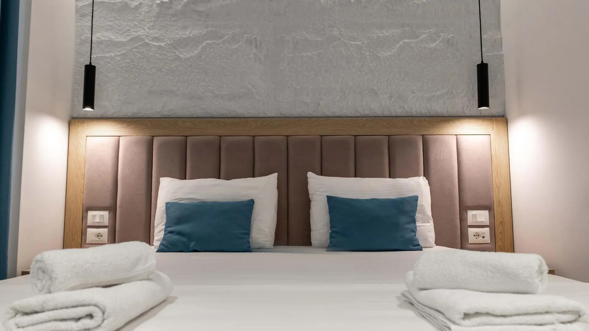 Monel Hotel Ksamil Albanien