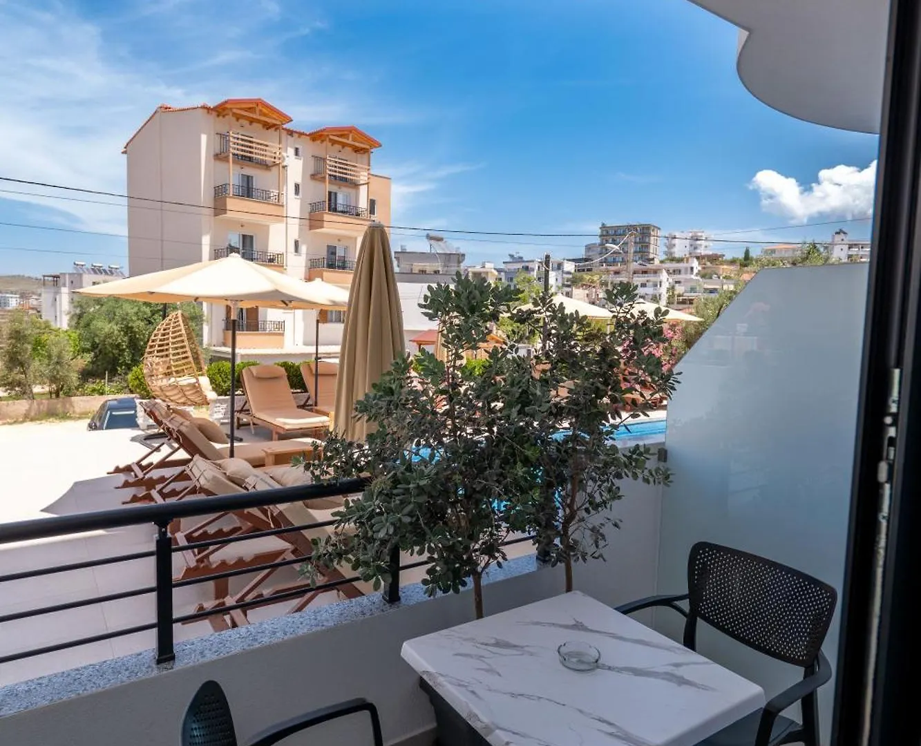 ****  Monel Hotel Ksamil Albania