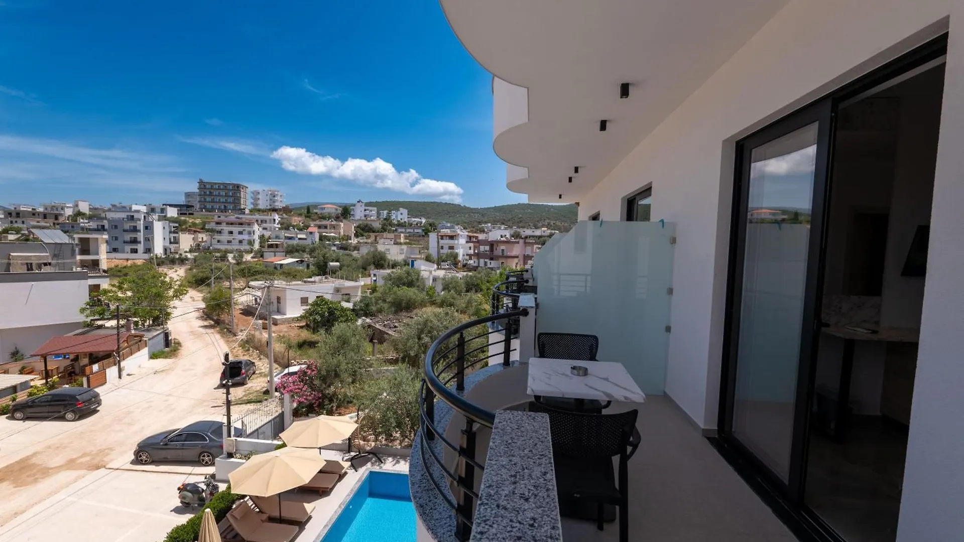 Monel Hotel Ksamil