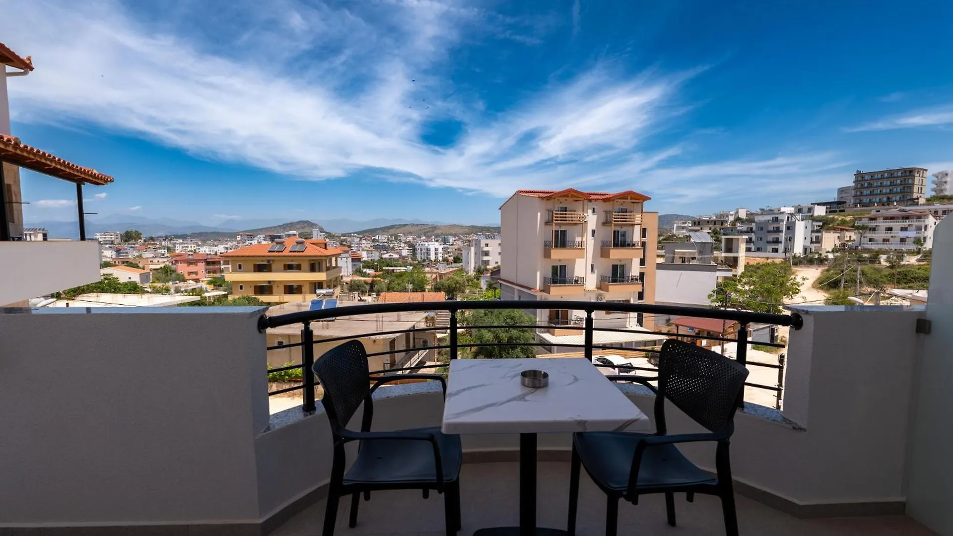 Monel Hotel Ksamil