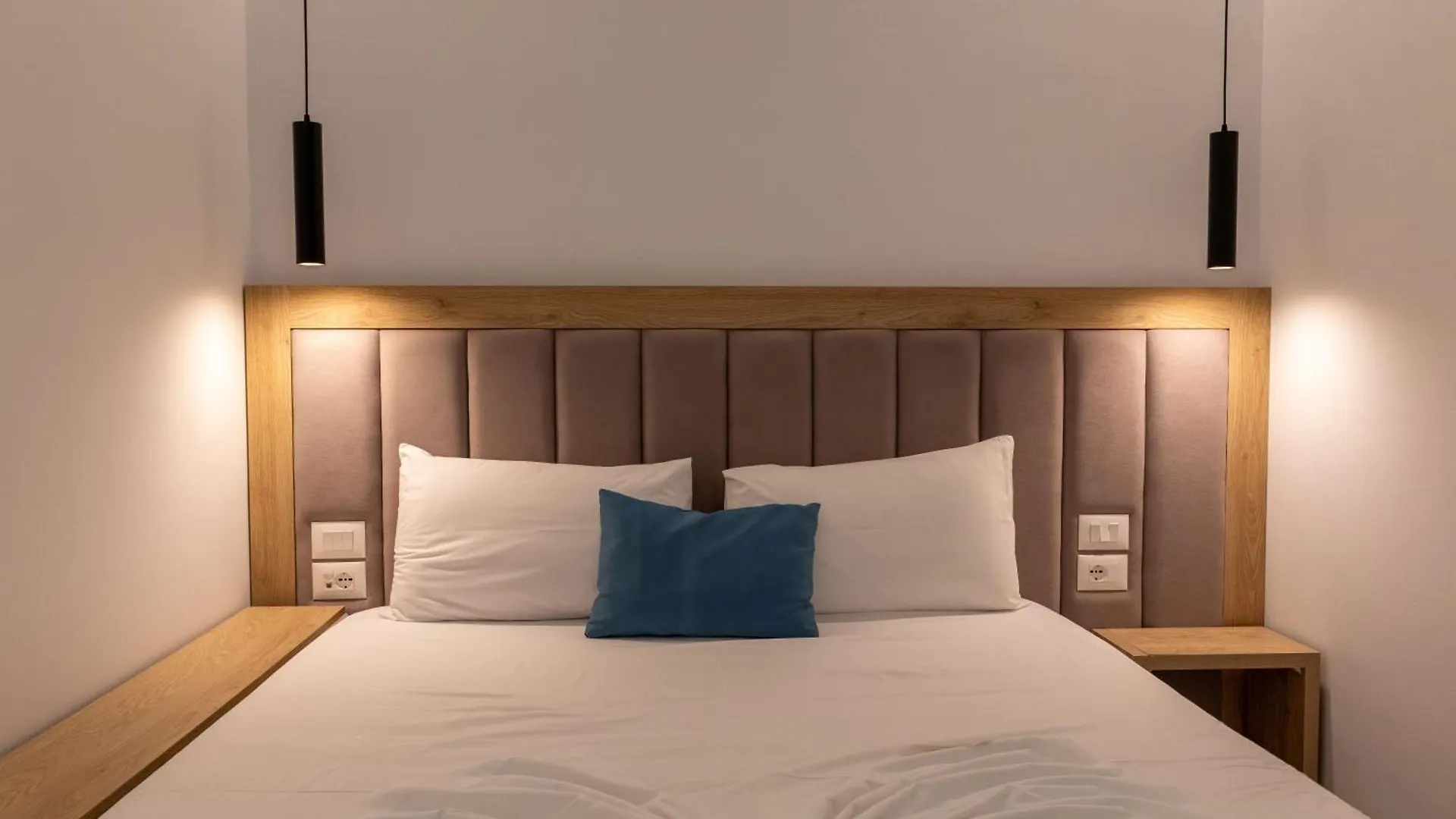 Monel Hotel Ksamil 4*,