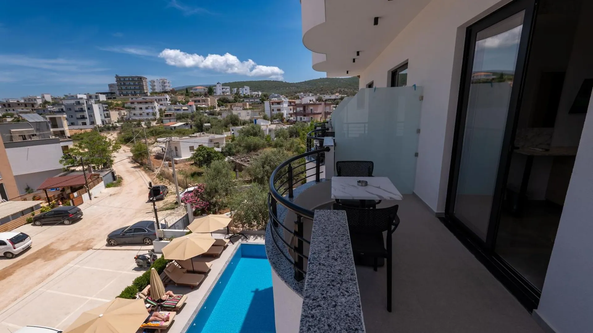 Monel Hotel Ksamil