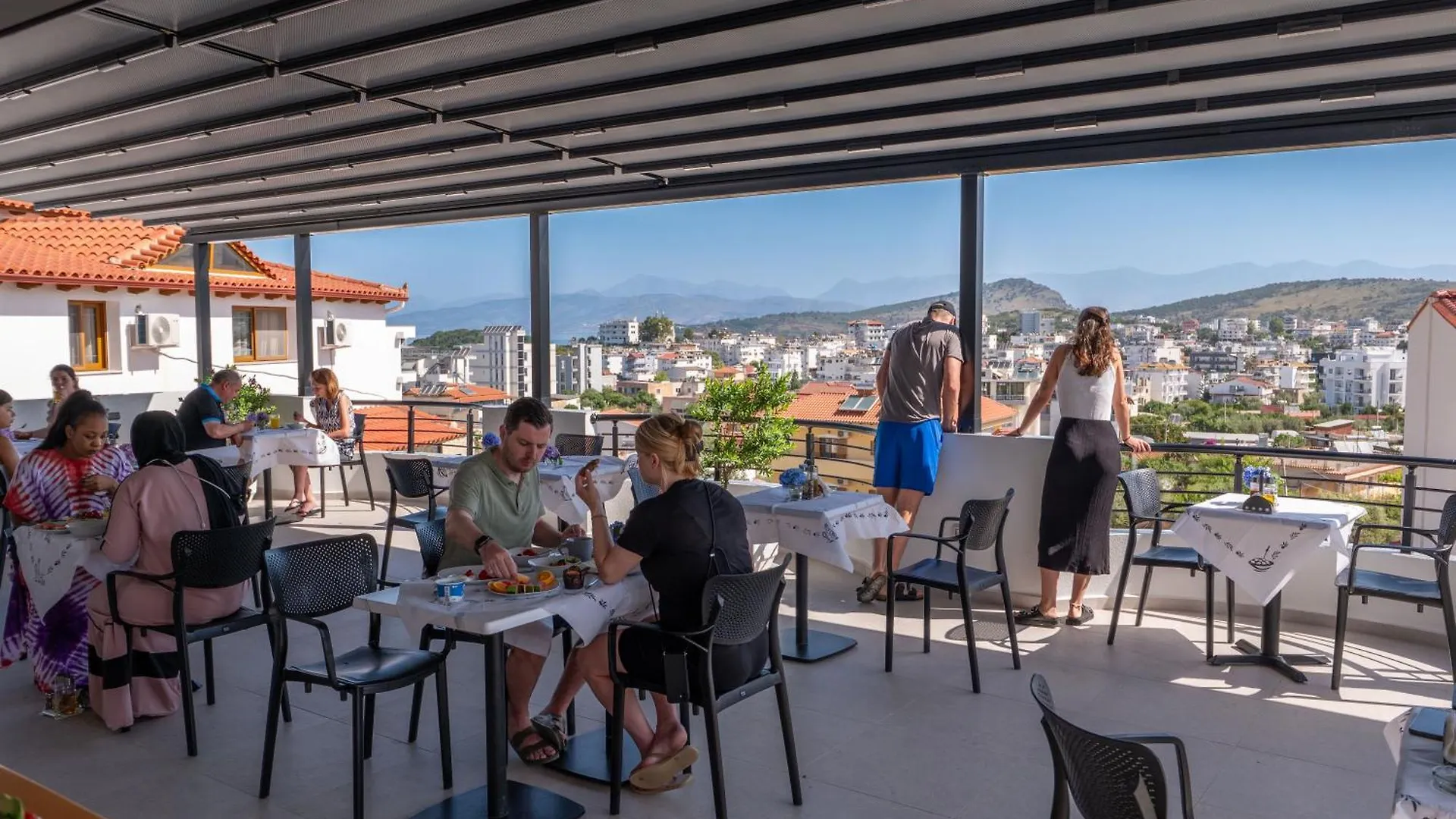 Monel Hotel Ksamil