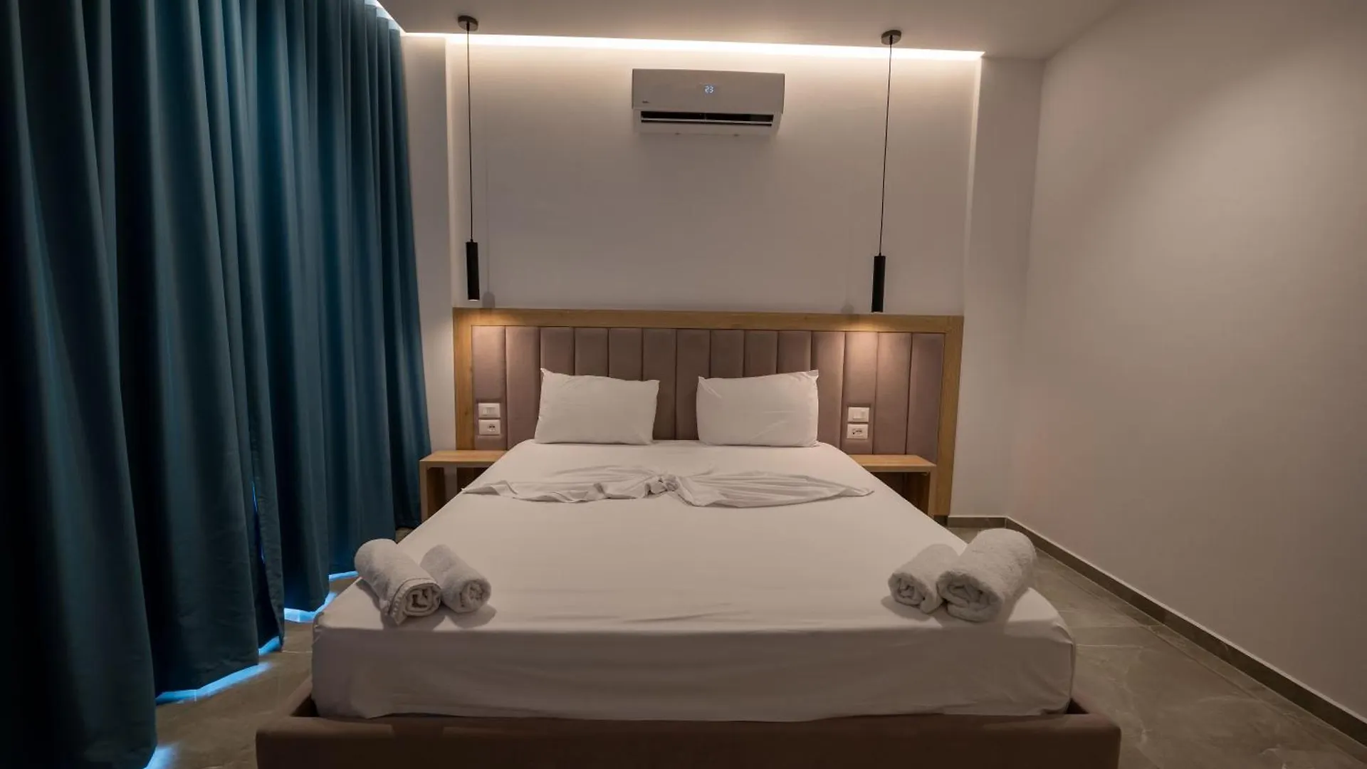 Monel Hotel Ksamil