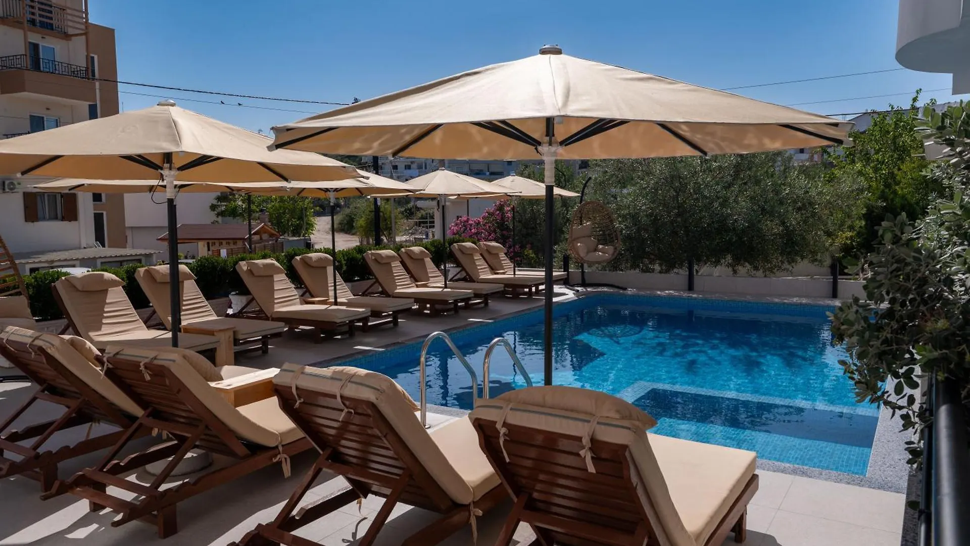 Monel Hotel Ksamil