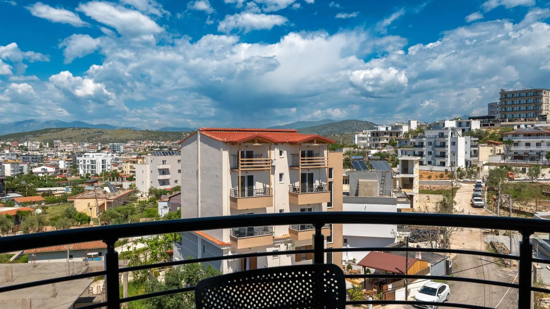 Monel Hotel Ksamil