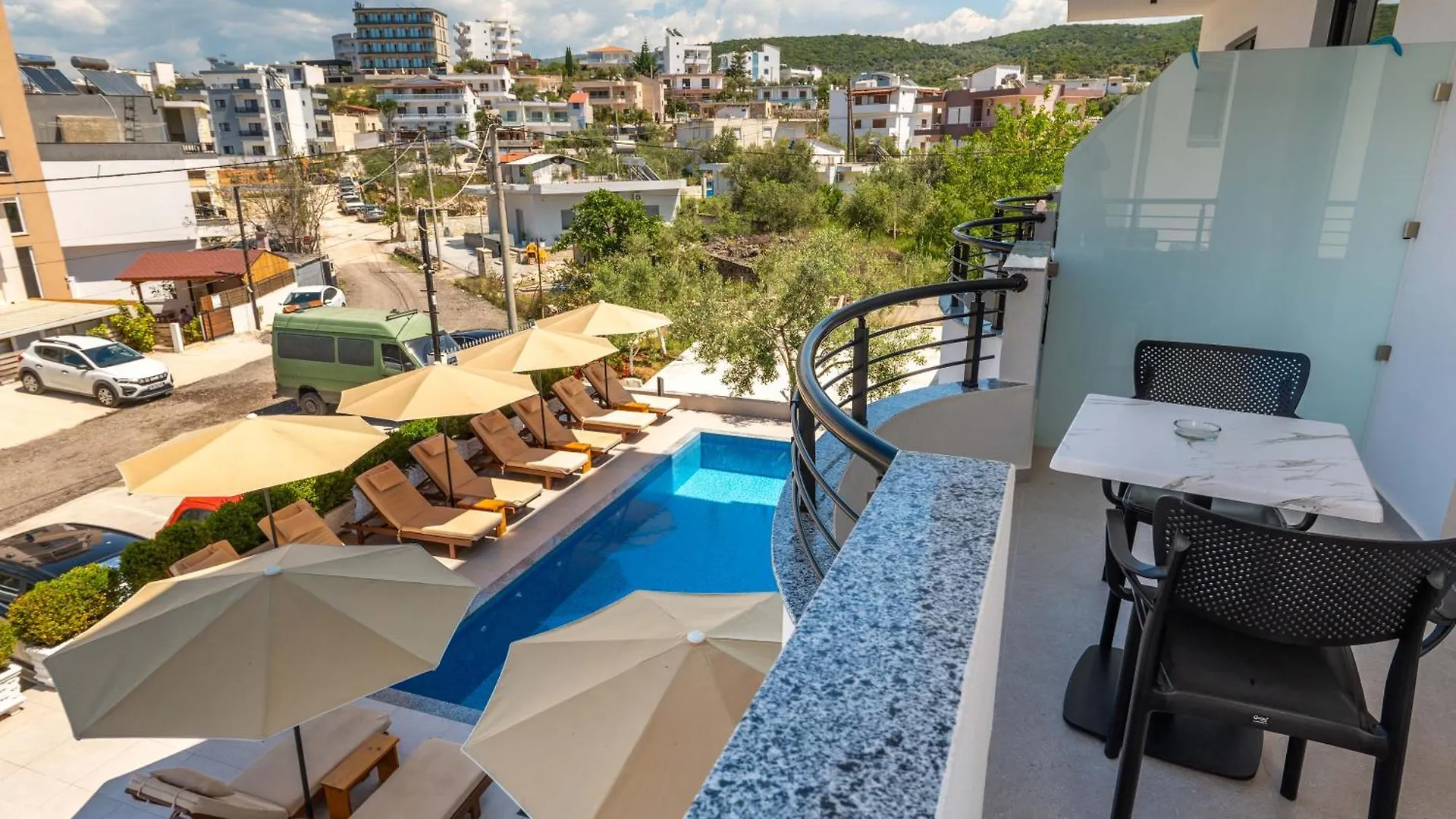 Monel Hotel Ksamil