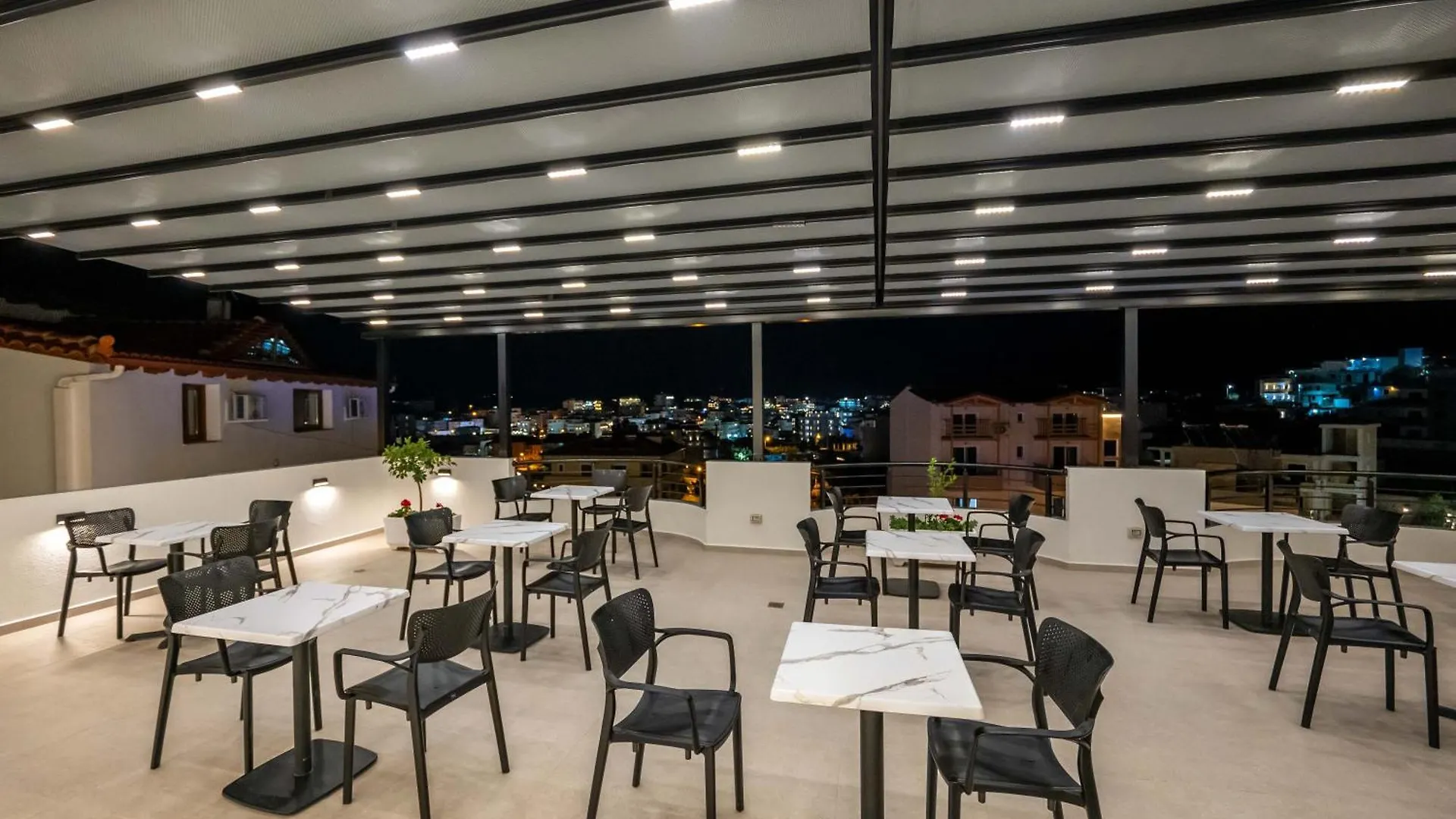 Monel Hotel Ksamil