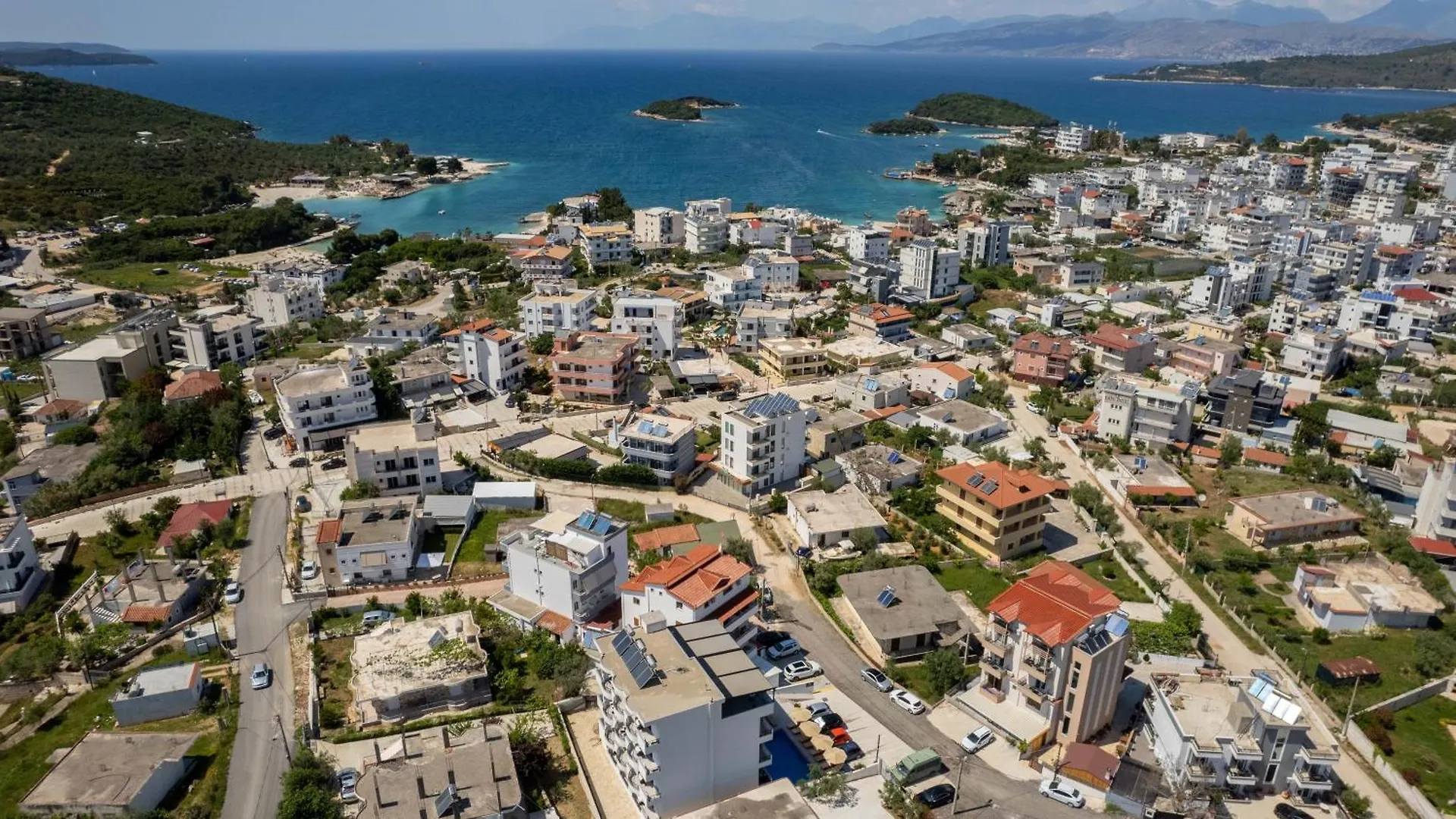 Monel Hotel Ksamil